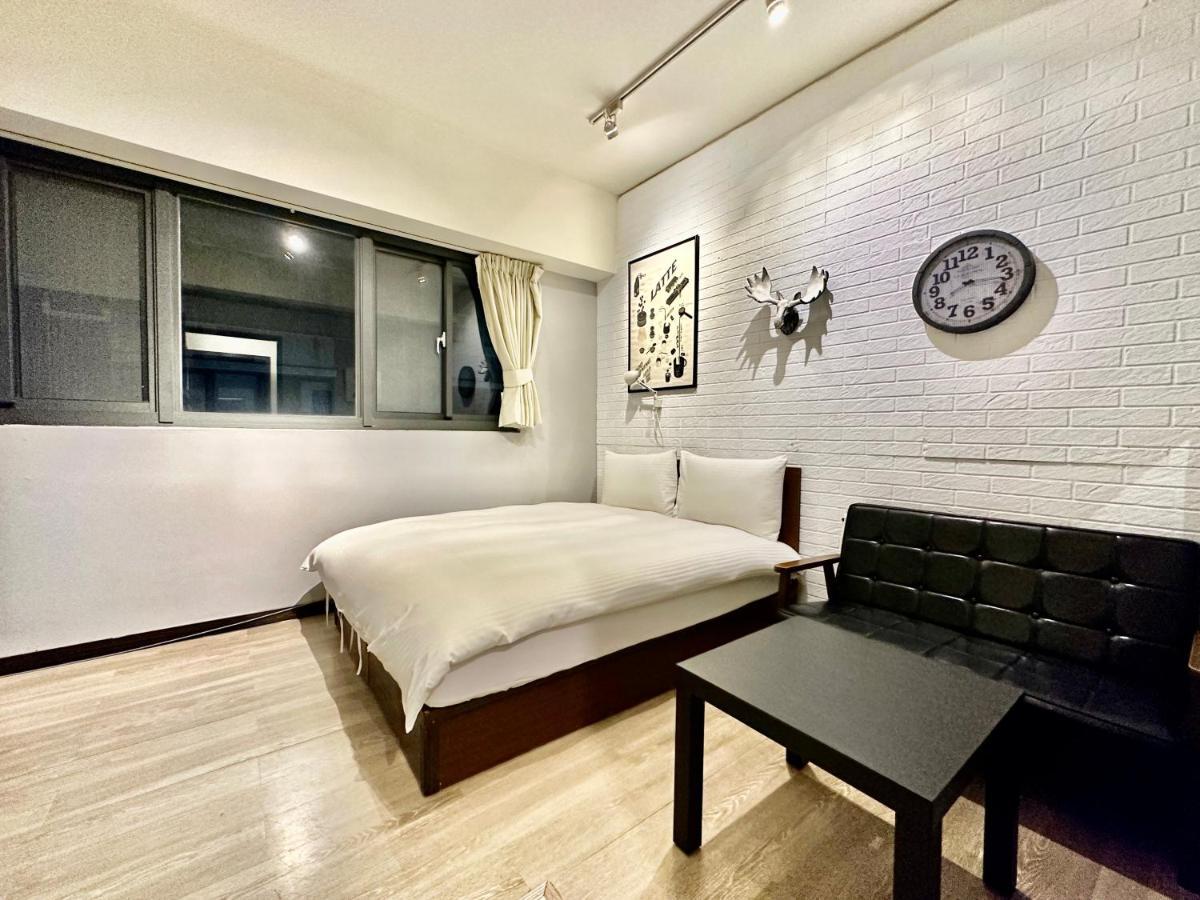 御旅 Inn Taichung Exterior photo