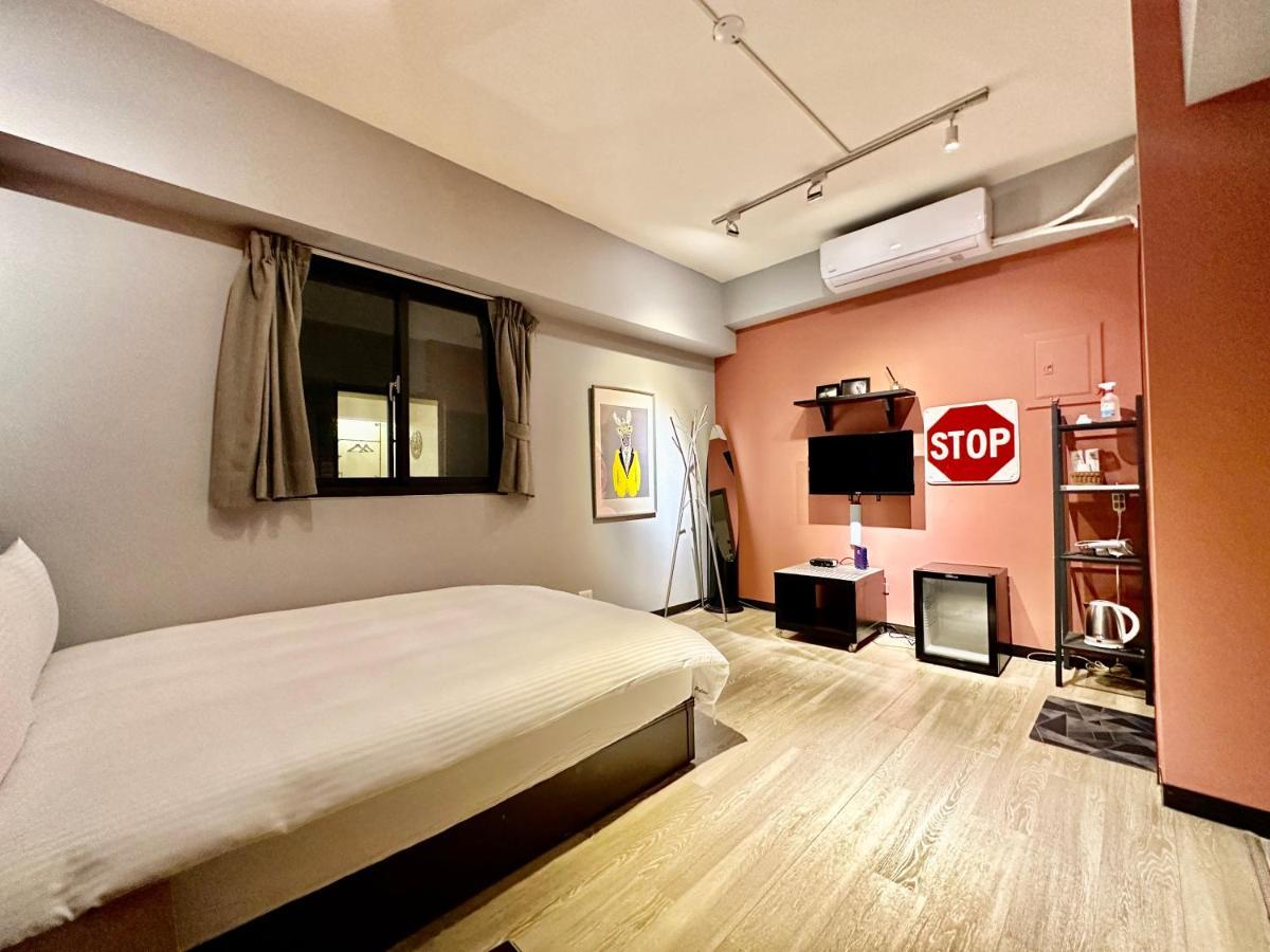 御旅 Inn Taichung Exterior photo