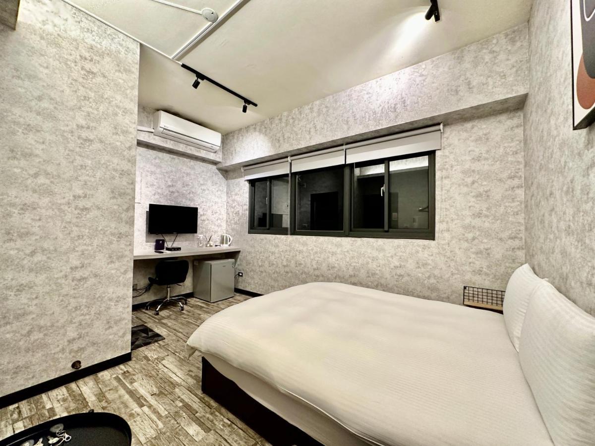 御旅 Inn Taichung Exterior photo
