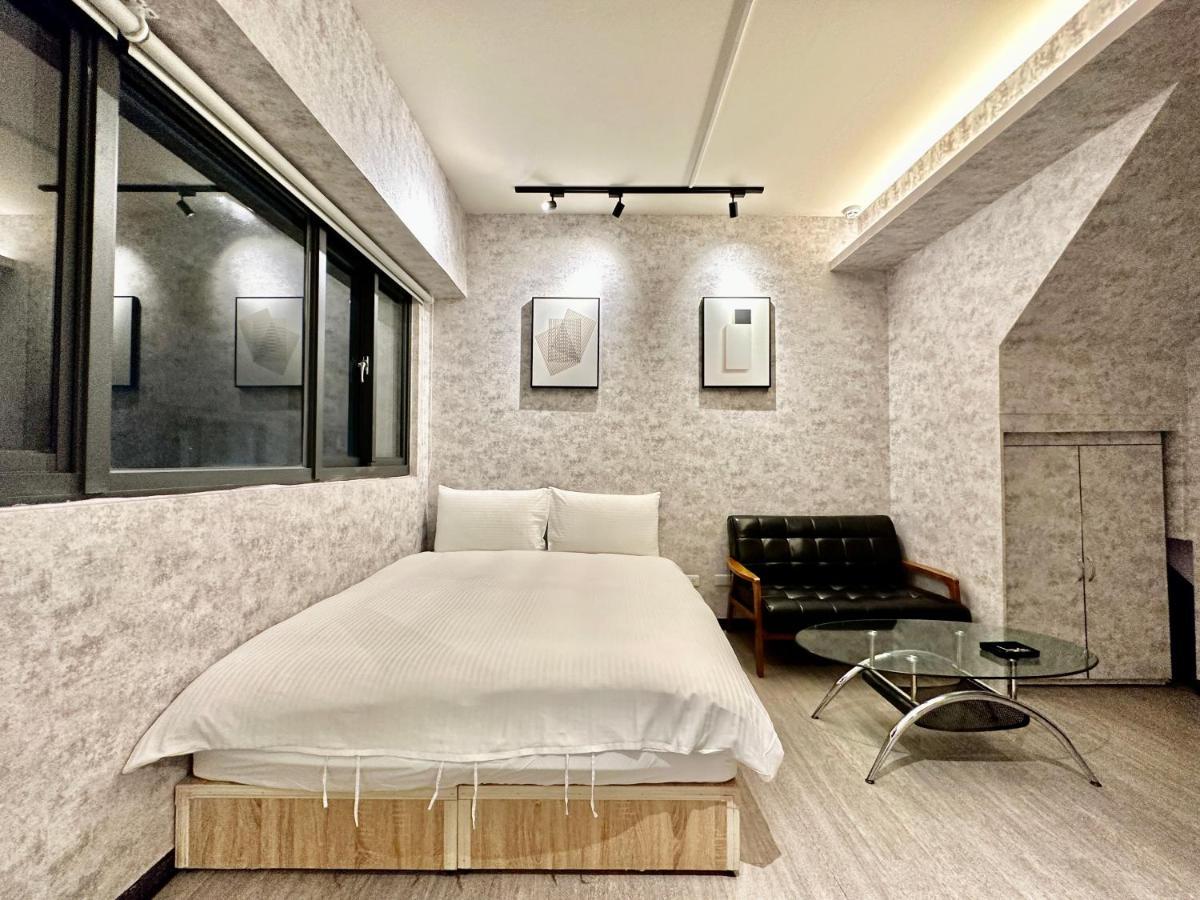 御旅 Inn Taichung Exterior photo