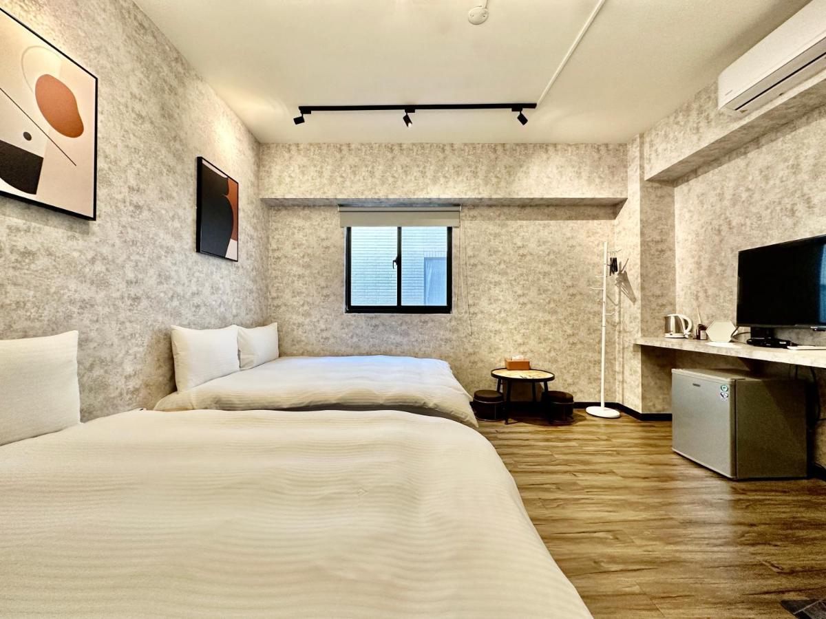 御旅 Inn Taichung Exterior photo